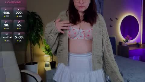      online show from 11/18/25, 06:51