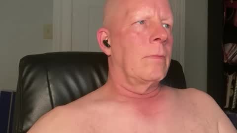 Eddy online show from 10/20/25, 01:39