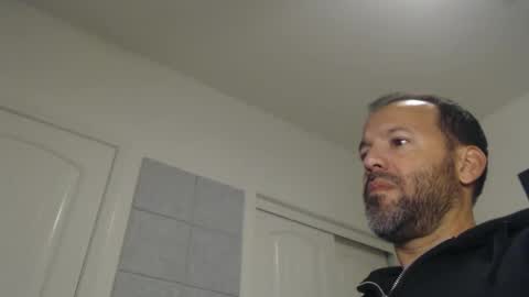 Snapshot of edge_masters chatting on 12/09/24, 03:40 EdgeM online show from 12/09/24, 03:40