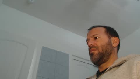 Snapshot of edge_masters chatting on 12/09/24, 06:57 EdgeM online show from 12/09/24, 06:57