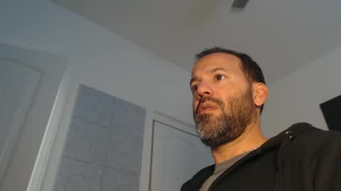 Snapshot of edge_masters chatting on 01/09/25, 11:24 EdgeM online show from 01/09/25, 11:24