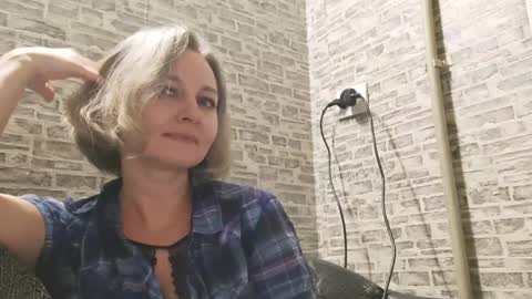 Snapshot of edithmanning chatting on 01/09/25, 06:36 edithmanning online show from 01/09/25, 06:36