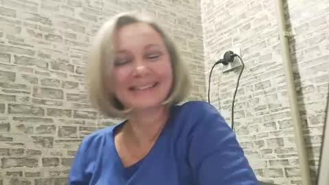 Snapshot of edithmanning chatting on 02/11/25, 06:33 edithmanning online show from 02/11/25, 06:33