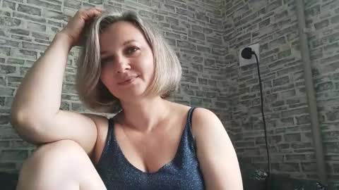 Snapshot of edithmanning chatting on 02/26/25, 11:52 edithmanning online show from 02/26/25, 11:52