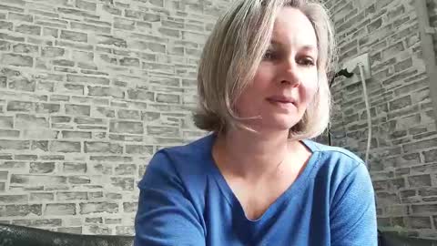Snapshot of edithmanning chatting on 03/11/25, 09:13 edithmanning online show from 03/11/25, 09:13