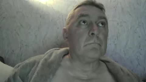 Snapshot of edje59a chatting on 10/10/25, 10:09 Eddy online show from 10/10/25, 10:09