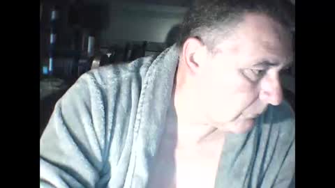 Snapshot of edje59a chatting on 11/04/25, 07:07 Eddy online show from 11/04/25, 07:07