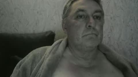 Snapshot of edje59a chatting on 11/20/25, 12:00 Eddy online show from 11/20/25, 12:00