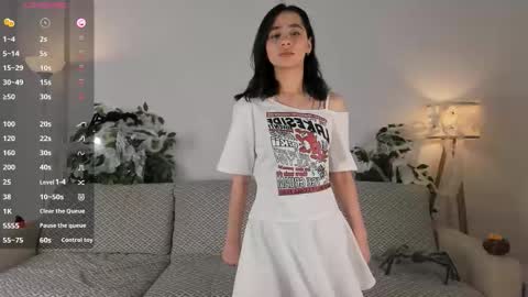 Nikki online show from 10/30/25, 01:18