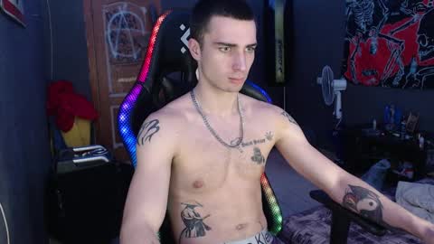Snapshot of eduard_loveee chatting on 12/24/24, 03:16 Eduar online show from 12/24/24, 03:16