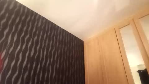 eeic_uncovered2 online show from 11/23/25, 09:36