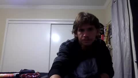 efrainrgarza56548967 online show from 11/02/25, 11:12