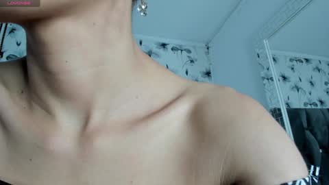 Snapshot of ehotloveaxxx chatting on 12/09/24, 03:54 Valery online show from 12/09/24, 03:54