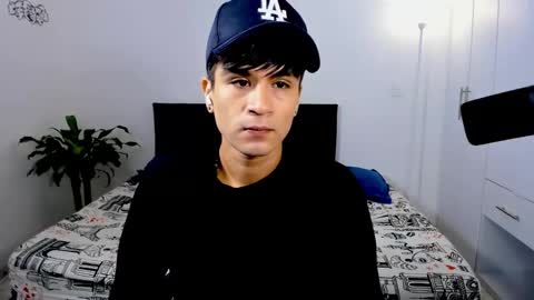Snapshot of eiden_allenx1 chatting on 12/27/24, 11:06 eiden_allenx1 online show from 12/27/24, 11:06