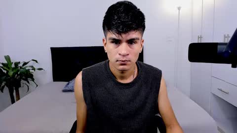 Snapshot of eiden_allenx1 chatting on 01/06/25, 10:46 eiden_allenx1 online show from 01/06/25, 10:46