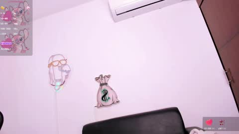 Snapshot of eileen_tanihara chatting on 02/12/25, 12:01 eileenn tanihara online show from 02/12/25, 12:01