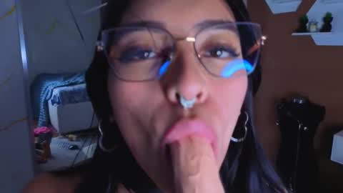 Snapshot of eimmyadams chatting on 09/25/25, 11:52 EimmyAdams online show from 09/25/25, 11:52