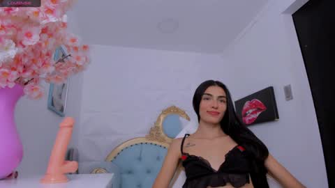 Snapshot of eimy_skinny chatting on 02/04/25, 06:06 eimy online show from 02/04/25, 06:06