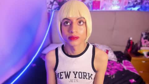 Eimyflorian online show from 11/17/25, 12:55