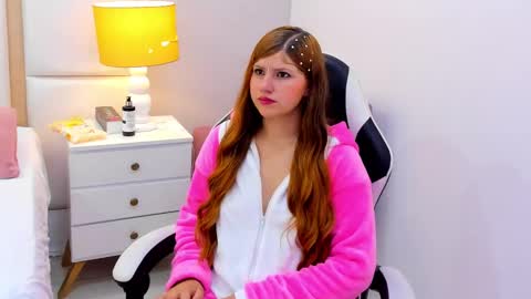 EimmyJones online show from 10/25/25, 03:03