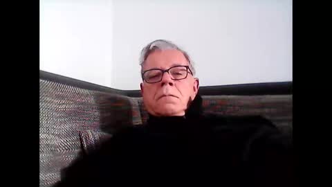 Snapshot of eisbaer1957 chatting on 02/02/25, 12:02 eisbaer1957 online show from 02/02/25, 12:02