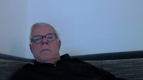 eisbaer1957 online show from 11/09/25, 07:28