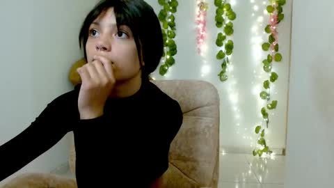 eiviiy1609 online show from 11/04/25, 01:10