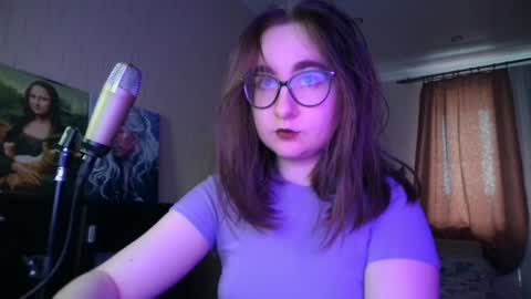 Snapshot of el_sweety chatting on 01/24/25, 10:11 If you like it when I meow give me a thumbs up online show from 01/24/25, 10:11