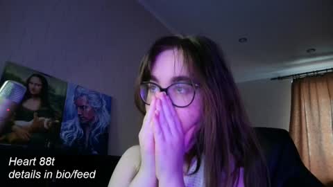 Snapshot of el_sweety chatting on 02/04/25, 10:00 If you like it when I meow give me a thumbs up online show from 02/04/25, 10:00