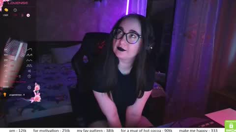 If you like it when I meow give me a thumbs up online show from 11/23/25, 01:11