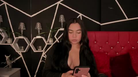 Snapshot of ela_hilton3 chatting on 02/11/25, 01:52 Ela online show from 02/11/25, 01:52