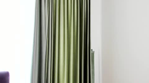 Ela online show from 01/11/25, 12:18