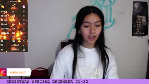 Snapshot of elaine_sun chatting on 12/15/24, 07:24 Elaine eli online show from 12/15/24, 07:24