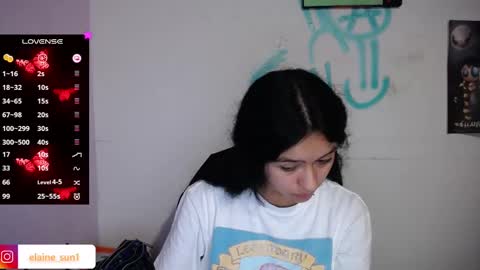 Snapshot of elaine_sun chatting on 02/12/25, 05:26 Elaine eli online show from 02/12/25, 05:26