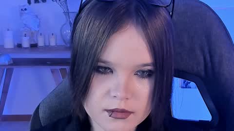 Snapshot of elainebeness chatting on 12/08/24, 04:39 Your sweet girl online show from 12/08/24, 04:39