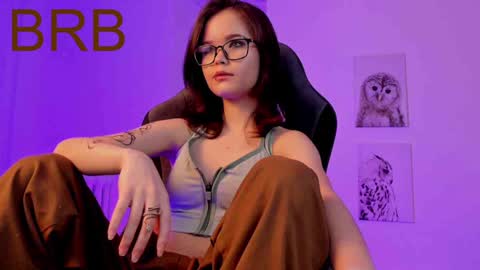 Snapshot of elainebeness chatting on 01/27/25, 01:16 Your sweet girl online show from 01/27/25, 01:16