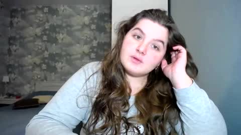 Snapshot of elanis_blair chatting on 12/22/24, 05:53 Elanis online show from 12/22/24, 05:53