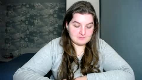 Snapshot of elanis_blair chatting on 12/28/24, 12:24 Elanis online show from 12/28/24, 12:24