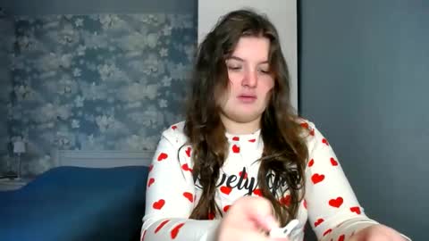 Snapshot of elanis_blair chatting on 01/22/25, 10:07 Elanis online show from 01/22/25, 10:07