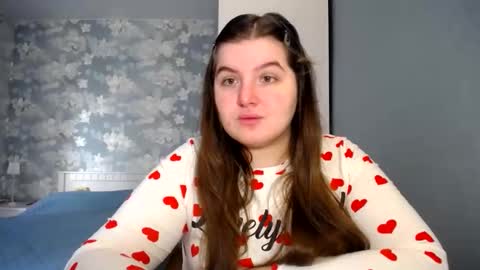 Snapshot of elanis_blair chatting on 02/04/25, 10:54 Elanis online show from 02/04/25, 10:54
