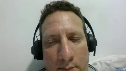 Snapshot of elcamello6 chatting on 09/11/25, 06:24 elcamello6 online show from 09/11/25, 06:24