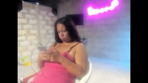 Snapshot of elchicletv chatting on 02/12/25, 11:09 El CHICLE TV - SHOW online show from 02/12/25, 11:09
