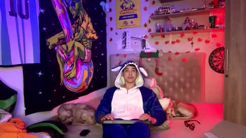 ALEXMORGAN online show from 09/30/25, 07:57