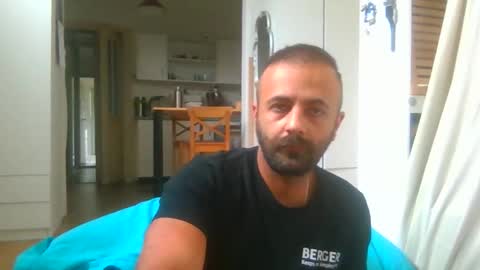 daniel18cmx online show from 10/29/25, 02:58