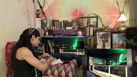 Sir Eleazar online show from 10/22/25, 06:57