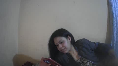 Isabella online show from 09/30/25, 09:42