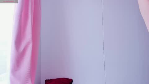 Snapshot of electraa_fox chatting on 03/03/25, 08:54 Electra online show from 03/03/25, 08:54
