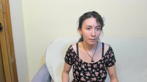 Snapshot of electraa_fox chatting on 09/17/25, 03:41 Electra online show from 09/17/25, 03:41