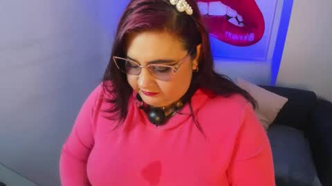 Snapshot of electrabig_8 chatting on 02/27/25, 03:25 Electra online show from 02/27/25, 03:25