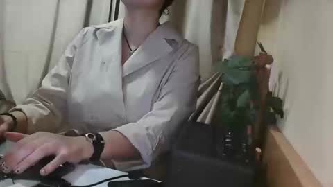 Snapshot of electrocute_me chatting on 01/09/25, 12:19 Julia Follow me on Onlyfansju grosroberts online show from 01/09/25, 12:19